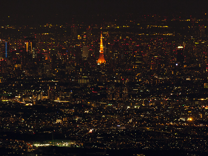 夜景　大山から見た東京タワー