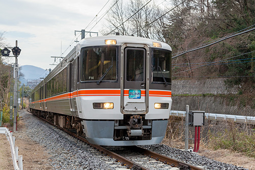 下部温泉　 -　甲斐常葉