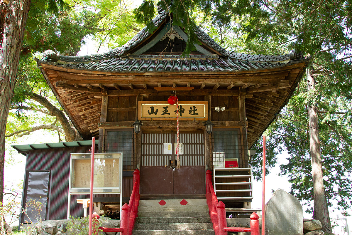 同列車を後追い